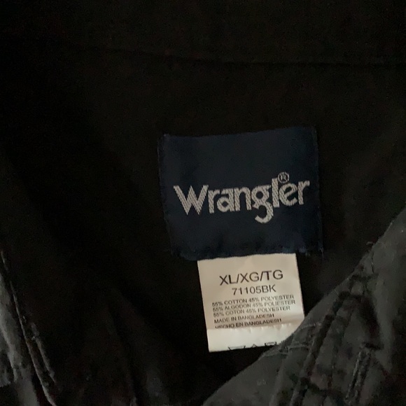 Men’s Wrangler western black shirt - Picture 2 of 3